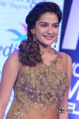 Jenny At Shamanthakamani Movie Pre Release Function